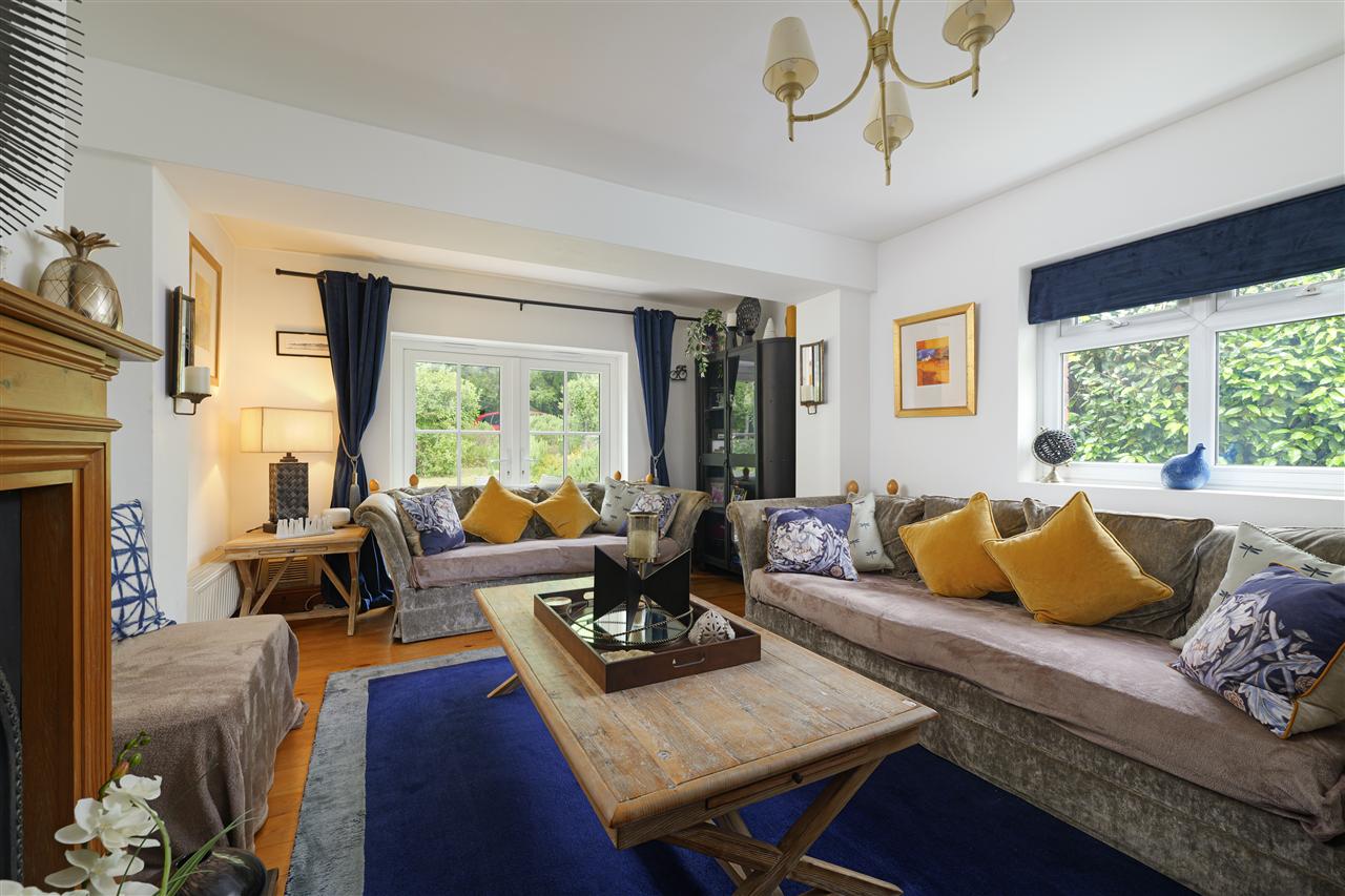 Crossways & Crossways Cottage Image