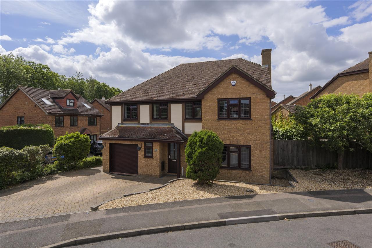 11 Shepherds Gate Drive Image