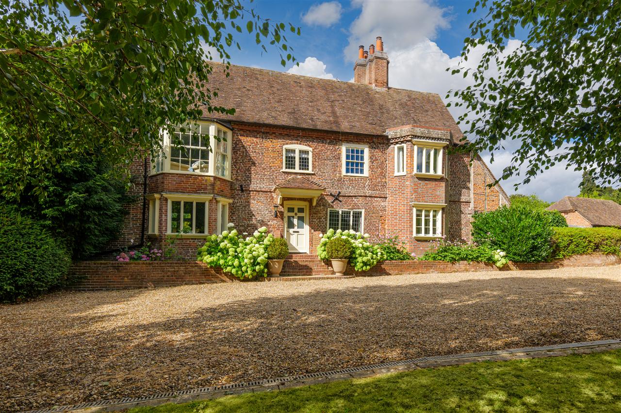 Sondes House Image