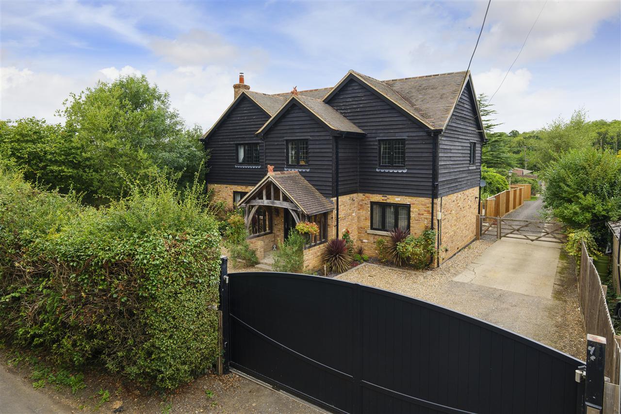 148 Common Road Image