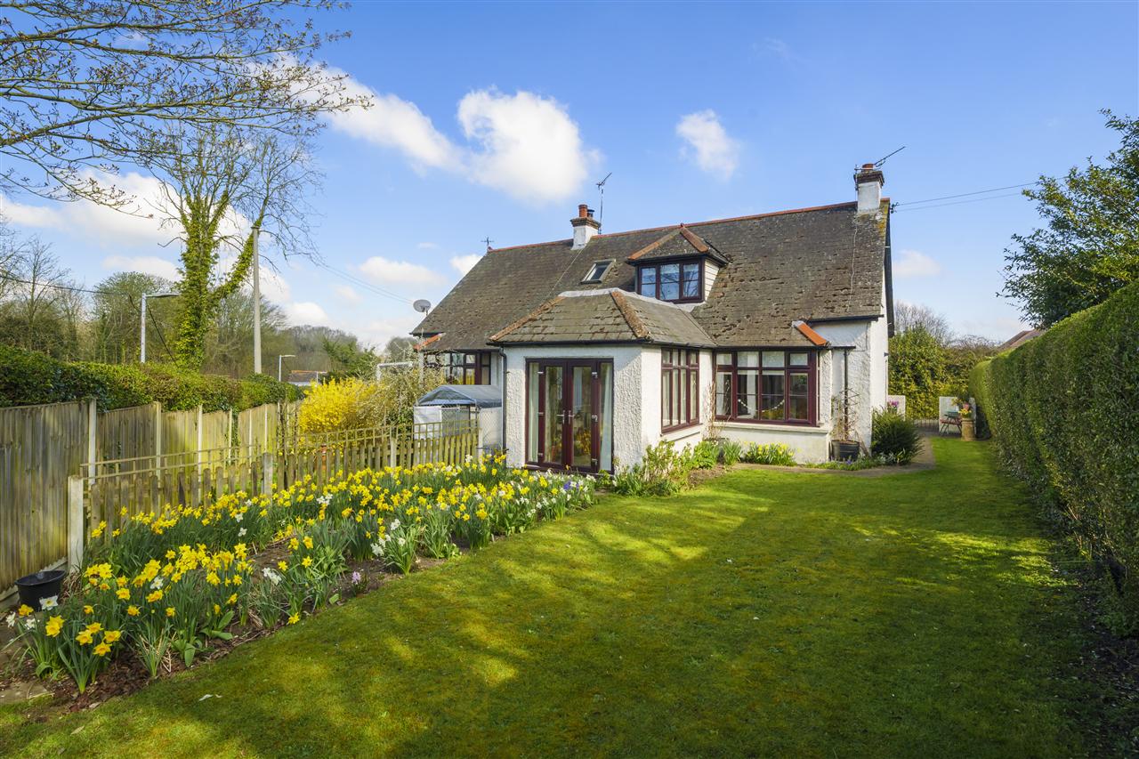 Railway Path Cottage, 9 Eythorne Road Image